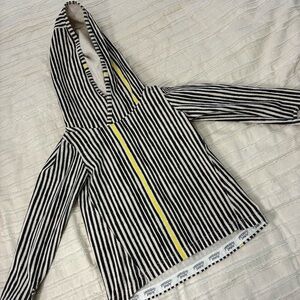 Toddler 3T striped hoodie by peakaboo beans clothing. Excellent quality/Material